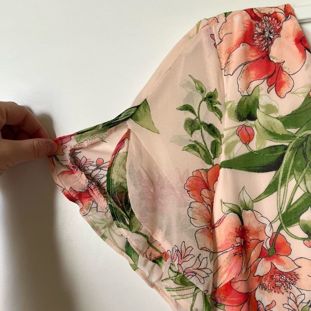 Karl Lagerfeld Floral Wrap Dress 🌸 - Picture 3 of 8